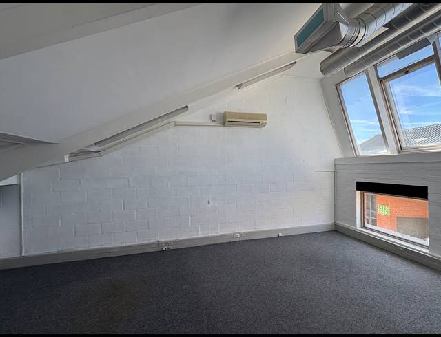 301M² OFFICE TO LET IN OBSERVATORY